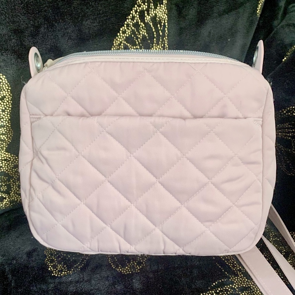 VERA BRADLEY Mini Carson Mauve Quilted Crossbody Shoulder Adjustable Camera Bag - Picture 2 of 16